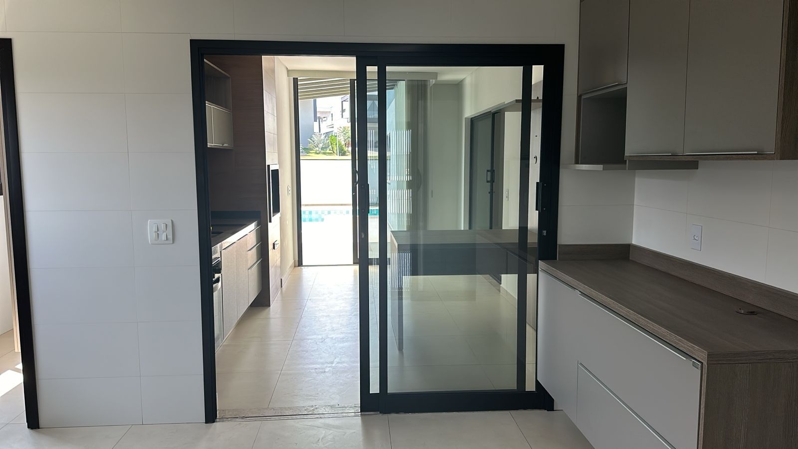 Casa com 3 dormit&oacute;rios,340m&sup2; - Alphaville Nova Esplanada III - Votorantim - SP Alameda Nova Zelândia Votorantim - 