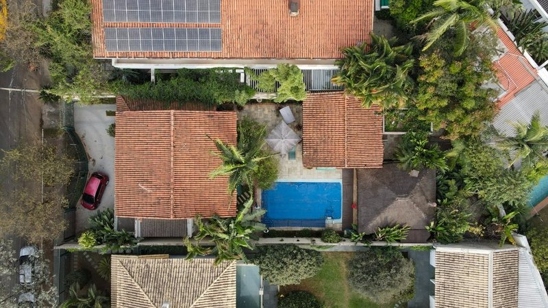 Casa a venda - Alto de Pinheiros - 2 suítes 198m² Antônio Batuira São Paulo - 