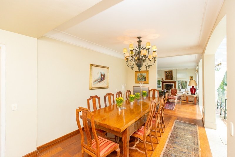 Casa a venda - Alto de Pinheiros - 2 suítes 480m² Umburanas São Paulo - 