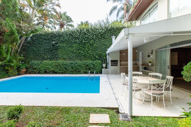 Casa a venda - Alto de Pinheiros - 2 suítes 480m² Umburanas São Paulo - 