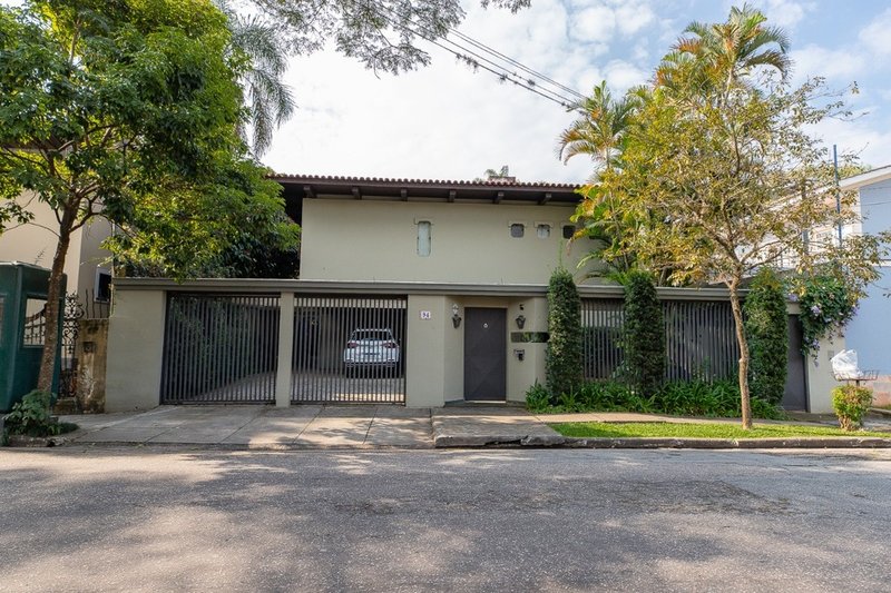Casa a venda - Alto de Pinheiros - 2 suítes 480m² Umburanas São Paulo - 