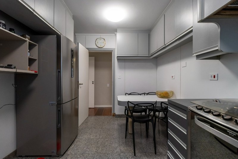 Apartamento a venda - Paraiso - 2 suítes 187m² Sampaio Viana São Paulo - 