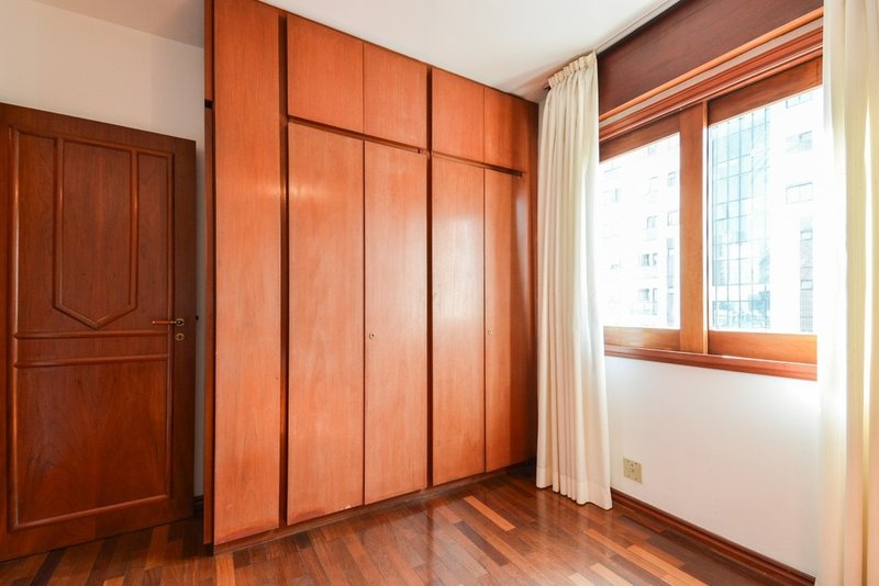 Apartamento a venda - Pinheiros - 3 suítes 246m² Costa Carvalho São Paulo - 