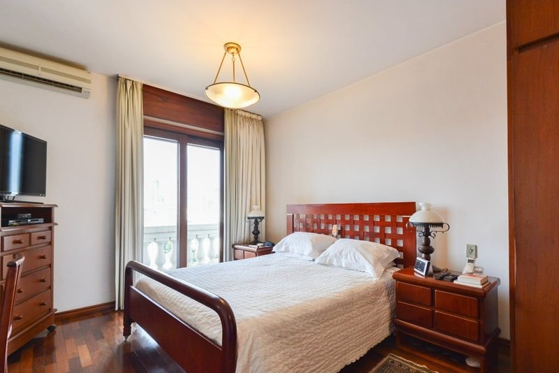 Apartamento a venda - Pinheiros - 3 suítes 246m² Costa Carvalho São Paulo - 
