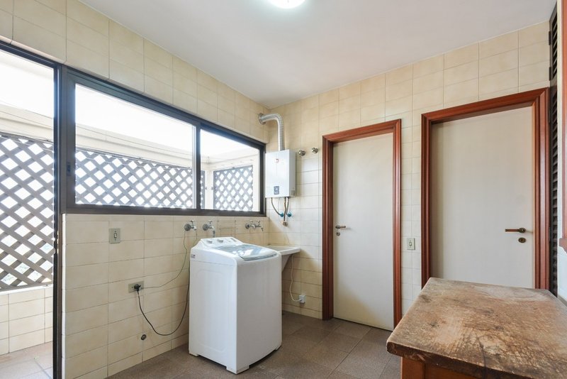 Apartamento a venda - Pinheiros - 3 suítes 246m² Costa Carvalho São Paulo - 