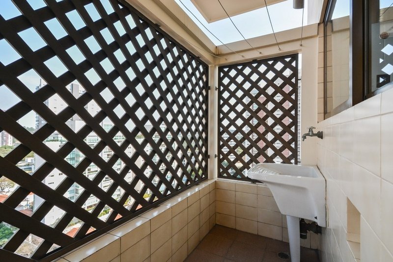 Apartamento a venda - Pinheiros - 3 suítes 246m² Costa Carvalho São Paulo - 