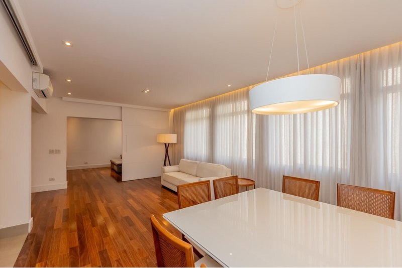 Apartamento a venda - Itaim Bibi - 2 suítes 138m² Doutor Renato Paes de Barros São Paulo - 