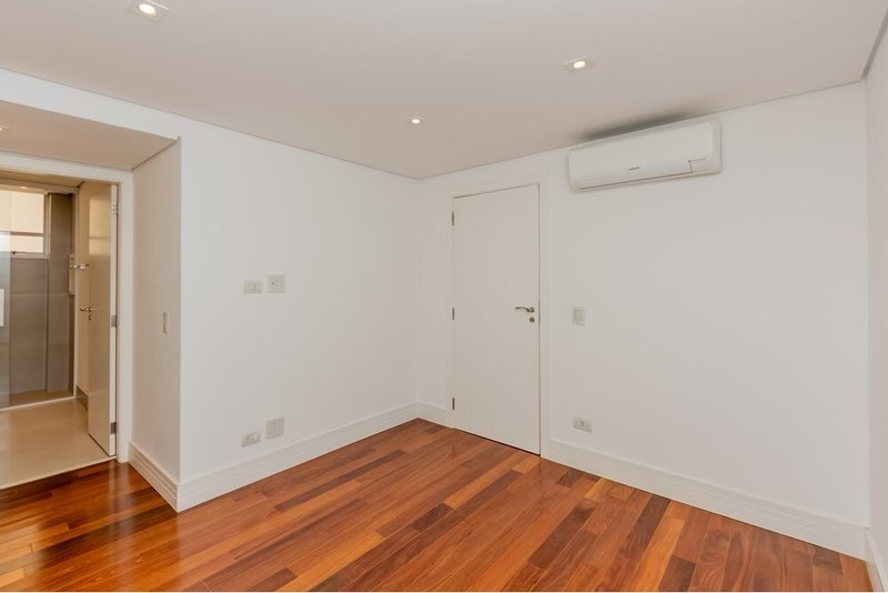 Apartamento a venda - Itaim Bibi - 2 suítes 138m² Doutor Renato Paes de Barros São Paulo - 