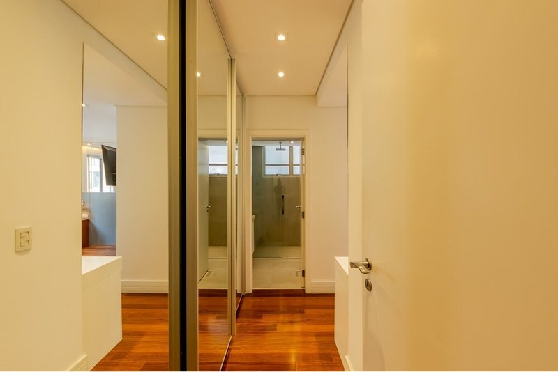 Apartamento a venda - Itaim Bibi - 2 suítes 138m² Doutor Renato Paes de Barros São Paulo - 
