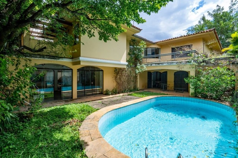 Casa a venda - Jardim Guedala - 3 suítes 417m² General Sena Vasconcelos São Paulo - 