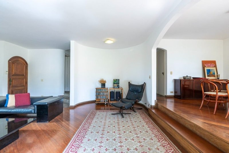 Casa a venda - Jardim Guedala - 3 suítes 417m² General Sena Vasconcelos São Paulo - 