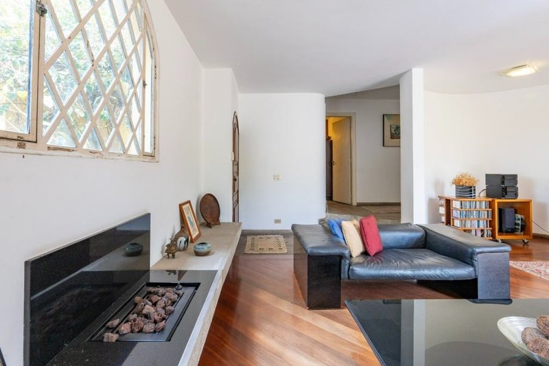 Casa a venda - Jardim Guedala - 3 suítes 417m² General Sena Vasconcelos São Paulo - 