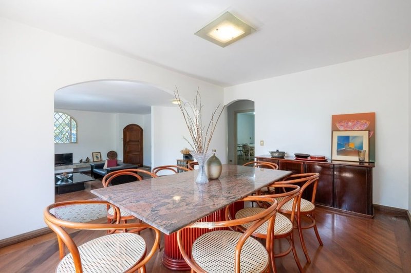Casa a venda - Jardim Guedala - 3 suítes 417m² General Sena Vasconcelos São Paulo - 