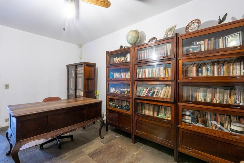 Casa a venda - Jardim Guedala - 3 suítes 417m² General Sena Vasconcelos São Paulo - 