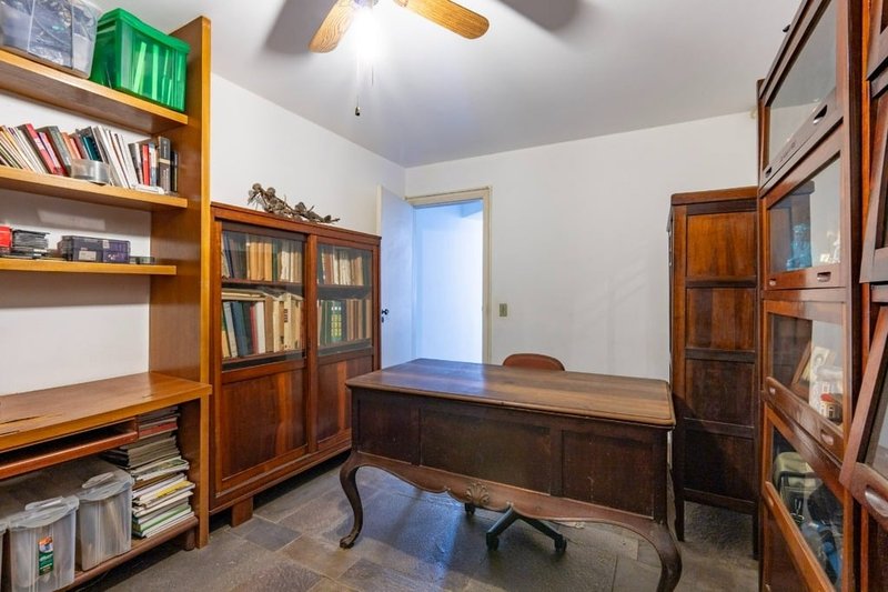 Casa a venda - Jardim Guedala - 3 suítes 417m² General Sena Vasconcelos São Paulo - 