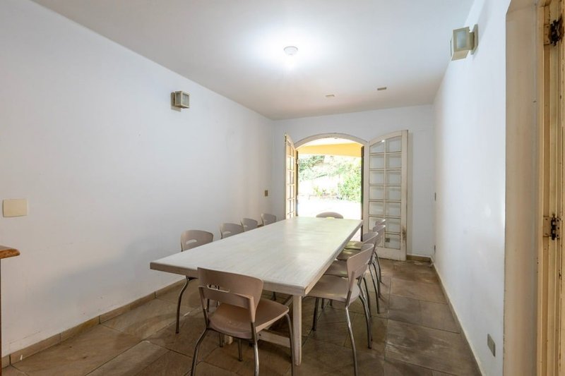Casa a venda - Jardim Guedala - 3 suítes 417m² General Sena Vasconcelos São Paulo - 