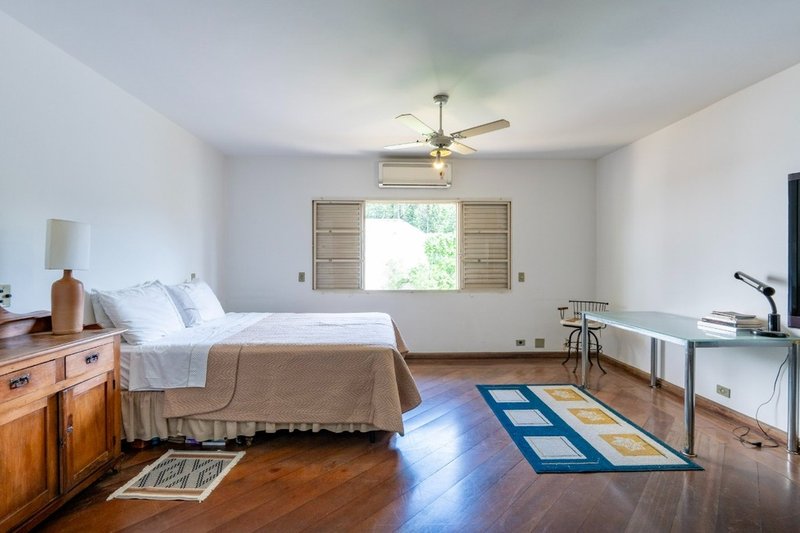 Casa a venda - Jardim Guedala - 3 suítes 417m² General Sena Vasconcelos São Paulo - 