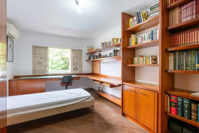 Casa a venda - Jardim Guedala - 3 suítes 417m² General Sena Vasconcelos São Paulo - 