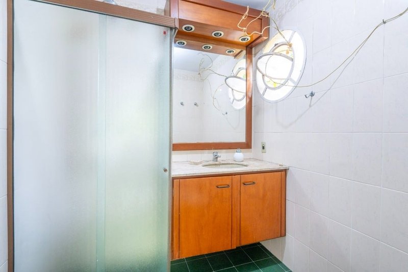 Casa a venda - Jardim Guedala - 3 suítes 417m² General Sena Vasconcelos São Paulo - 