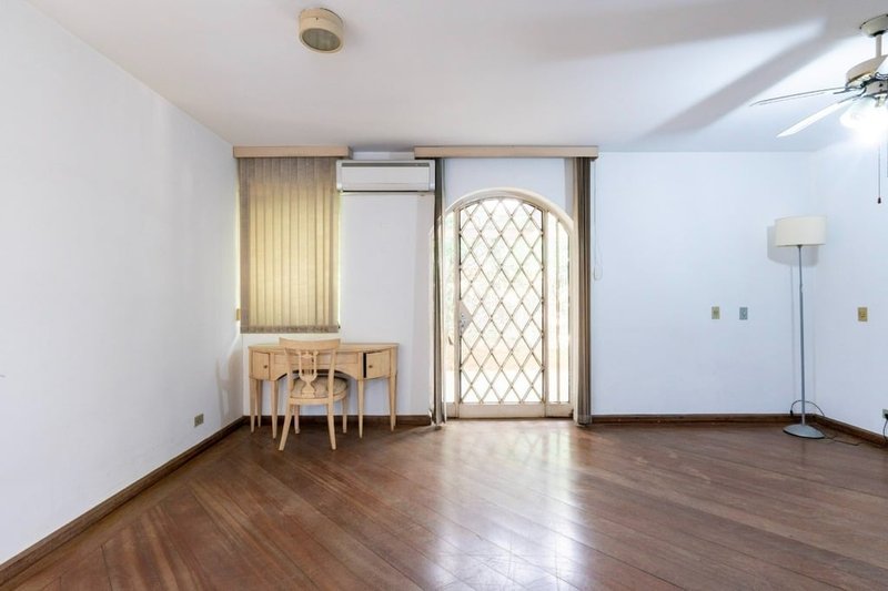 Casa a venda - Jardim Guedala - 3 suítes 417m² General Sena Vasconcelos São Paulo - 