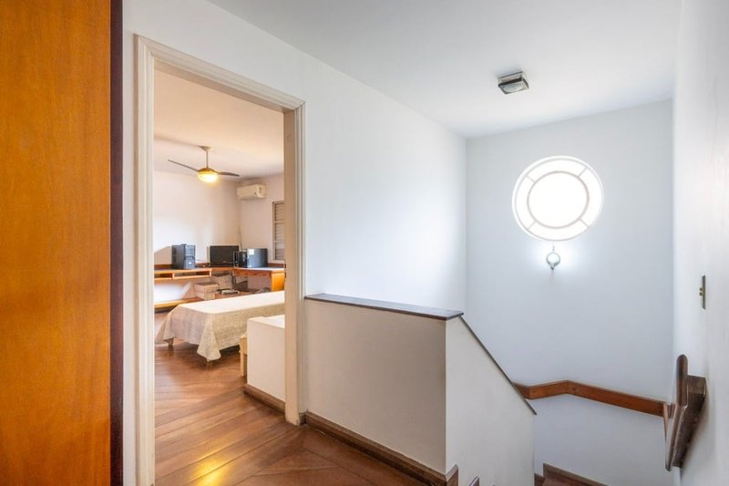 Casa a venda - Jardim Guedala - 3 suítes 417m² General Sena Vasconcelos São Paulo - 