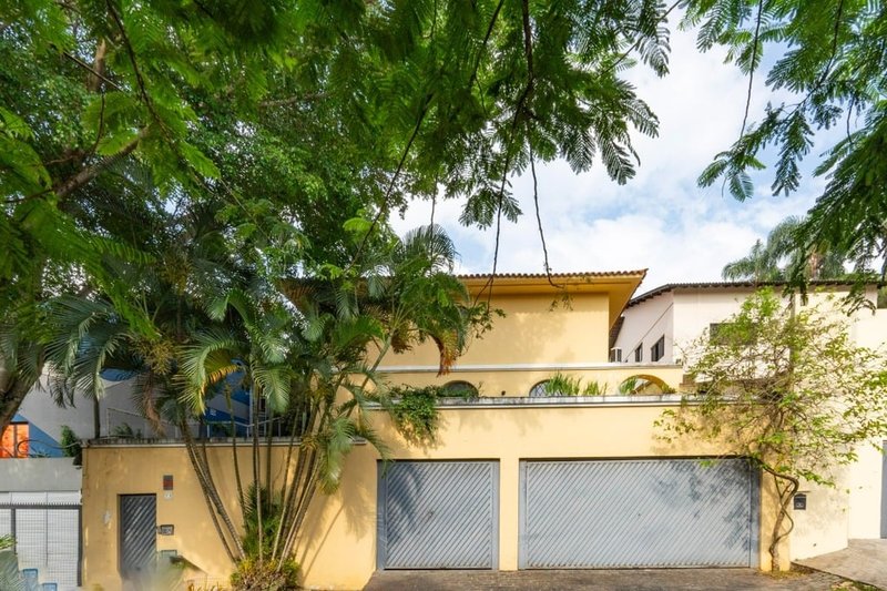 Casa a venda - Jardim Guedala - 3 suítes 417m² General Sena Vasconcelos São Paulo - 