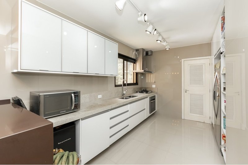 Apartamento a venda - Vila Andrade - 3 suítes 150m² Nelson Gama de Oliveira São Paulo - 