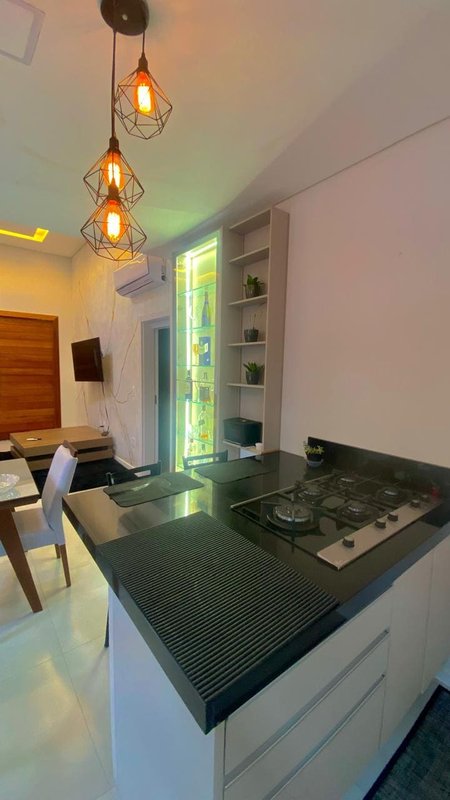 CASA COM 1 SÚITE MAIS 2 DORMITÓRIOS NA GUABIRUBA SUL - Guabiruba - 