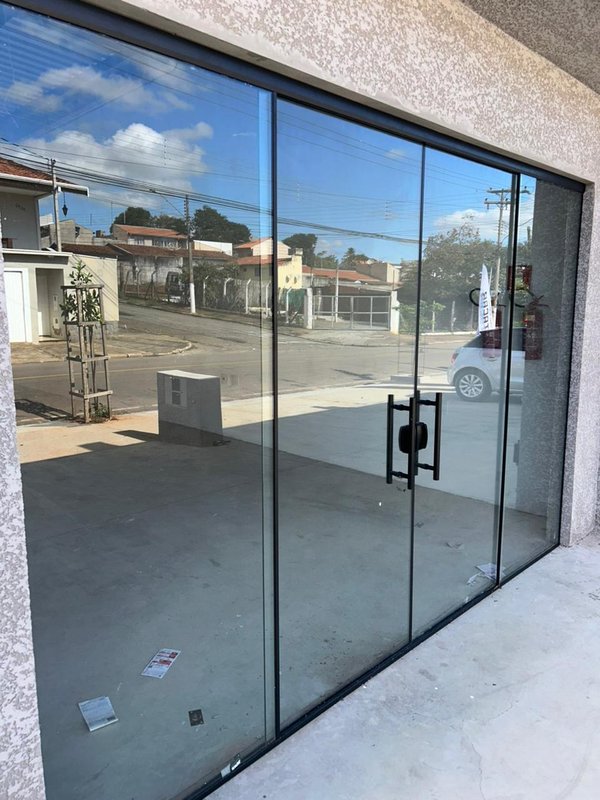 Pontos comerciais novos disponíveis para locação de 94m2 na rua 7 de Setembro Rua Sete de Setembro Tatuí - 