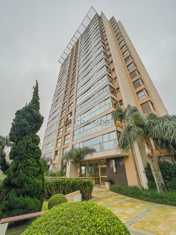 Apartamento com 222,7 m², com 3 suítes, 2 elevadores, 4 garagens no Bairro Jardim Europa Avenida Ferdinand Kisslinger Porto Alegre - 