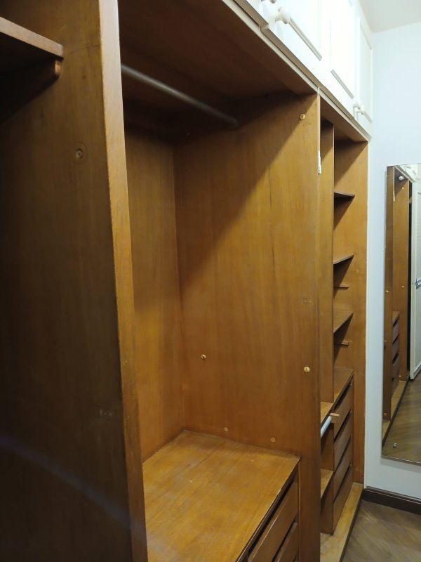 VENDE-SE LINDO APARTAMENTO – 210M2 - 1 por andar – NA MELHOR LOCALIZAÇÃO DO ITAIM Rua Jesuíno Arruda São Paulo - 