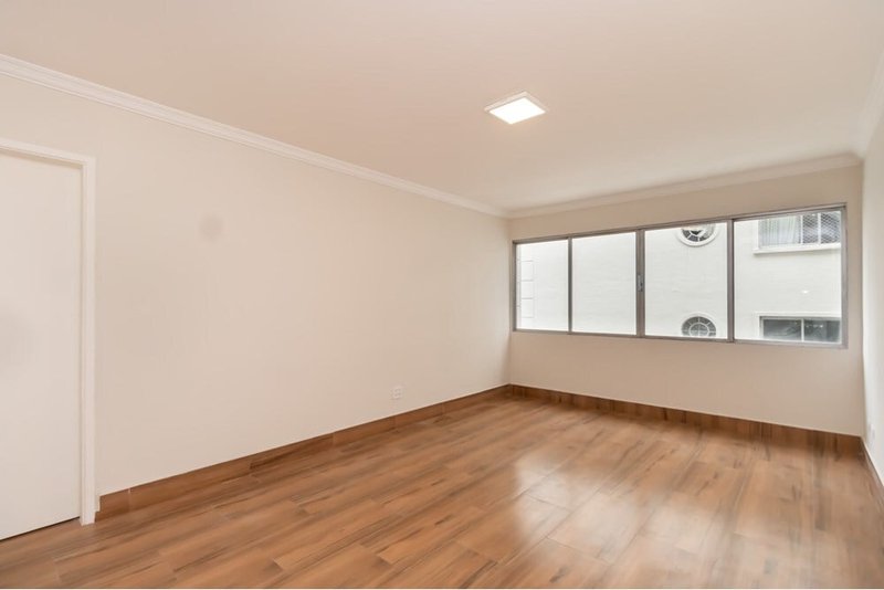 Apartamento VMEDQ 446 Apto 630331091-9 1 suíte 83m² Eça de Queiroz São Paulo - 