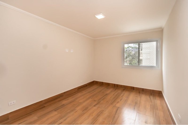 Apartamento VMEDQ 446 Apto 630331091-9 1 suíte 83m² Eça de Queiroz São Paulo - 