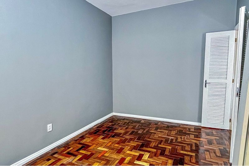 Apartamento SL 324 Apto 612481023-67 1 dormitório 45m² Laurindo Porto Alegre - 