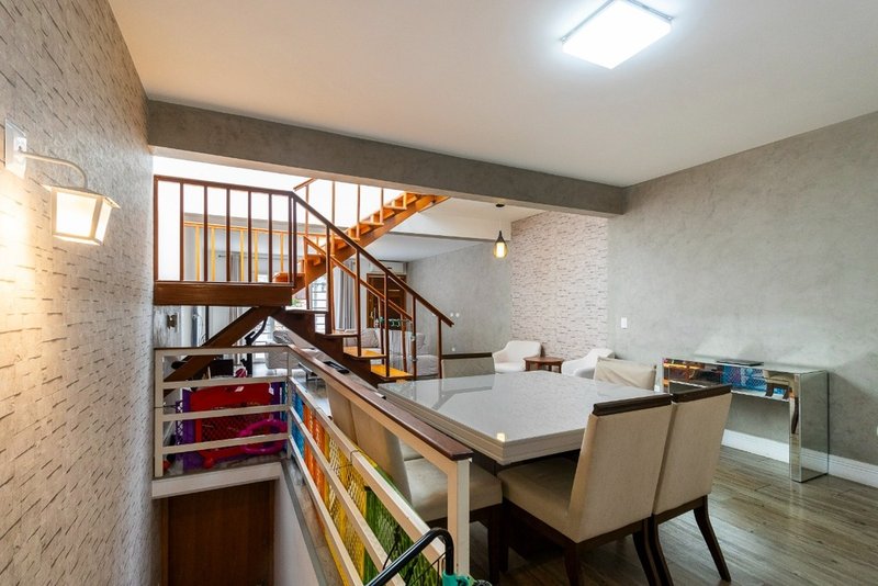 Casa a venda - Vila Mariana - 3 suítes 243m² Pageú São Paulo - 
