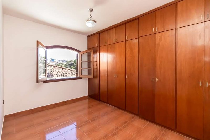 Casa a venda - Interlagos -  2 suítes 209m² João Peixoto Viegas São Paulo - 