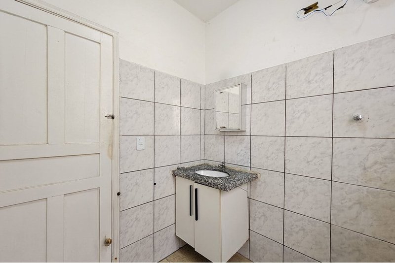 Casa a venda - Vila Guarani - 4 dormitórios 116m² do Café São Paulo - 