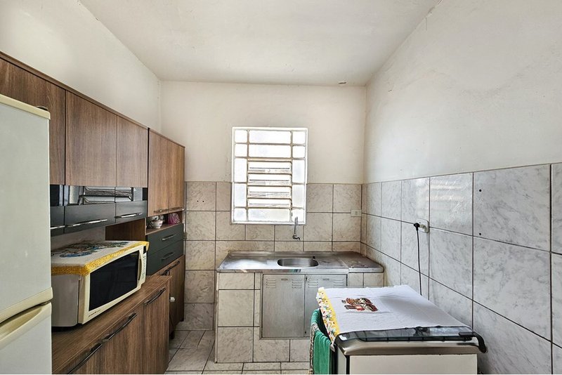Casa a venda - Vila Guarani - 4 dormitórios 116m² do Café São Paulo - 