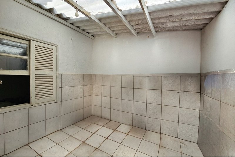 Casa a venda - Vila Guarani - 4 dormitórios 116m² do Café São Paulo - 