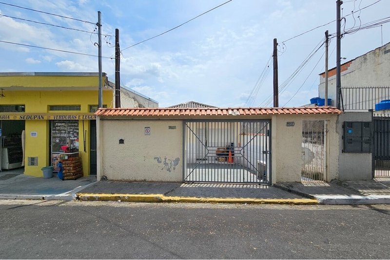 Casa a venda - Vila Guarani - 4 dormitórios 116m² do Café São Paulo - 