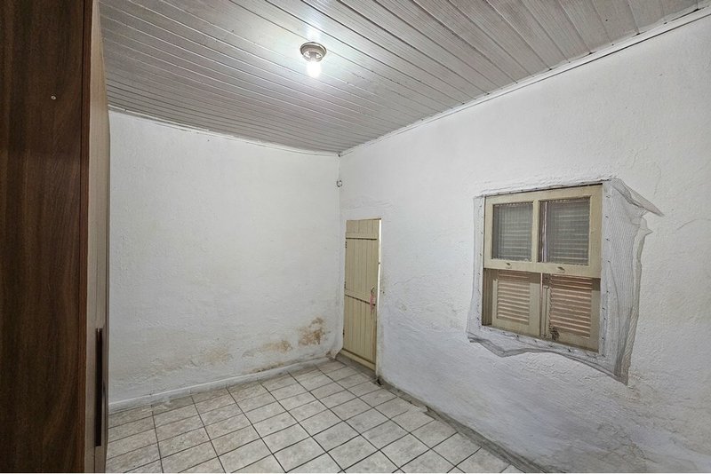 Casa a venda - Vila Guarani - 4 dormitórios 116m² do Café São Paulo - 