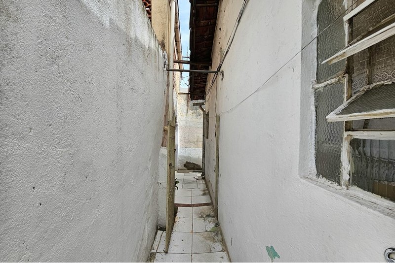 Casa a venda - Vila Guarani - 4 dormitórios 116m² do Café São Paulo - 