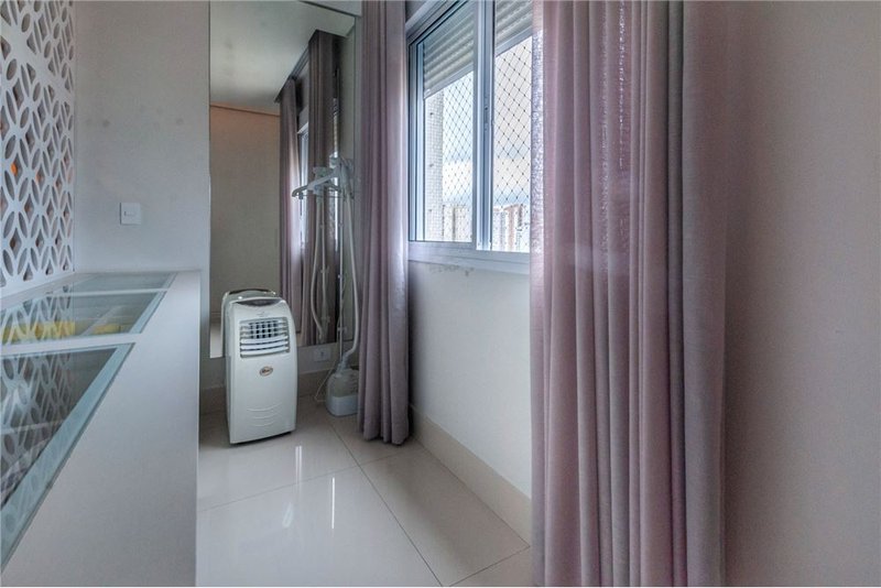 Apartamento a venda - Aclimação - 1 suíte 165m² Lacerda Franco São Paulo - 