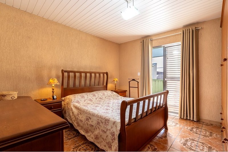 Casa a venda - Ipiranga - 3 dormitórios 192m² Agostinho Gomes São Paulo - 