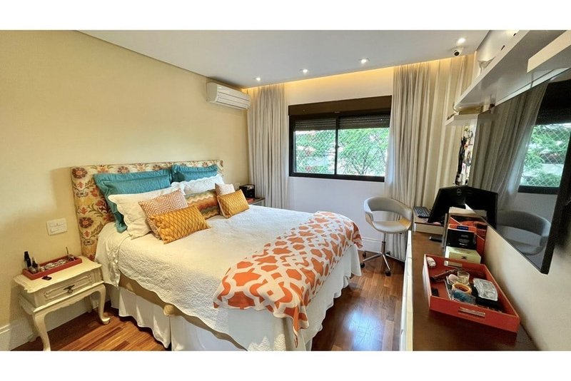 Apartamento a venda - Campo Belo - 3 suítes 240m² Pascal São Paulo - 
