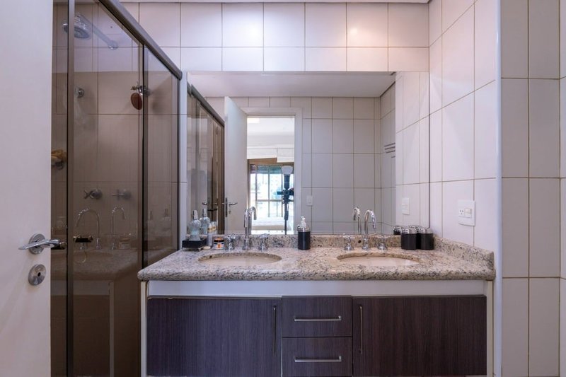 Apartamento a venda - Vila Clementino - 3 suítes 126m² Guapiaçu São Paulo - 