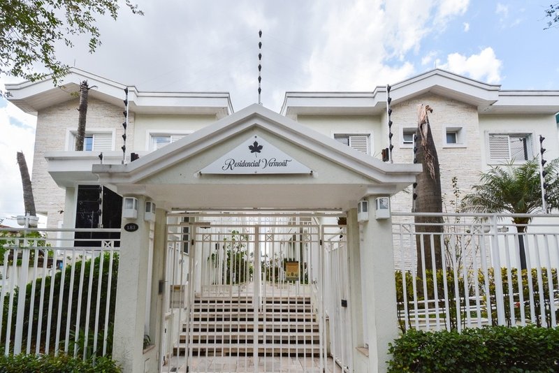 Casa em Condomínio a venda - Bosque da Saúde - 1 suíte 87m² Francisco Dias São Paulo - 