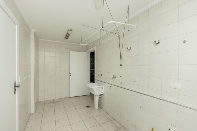 Apartamento a venda - Campo Belo - 1 suíte 142m² Baronesa de Bela Vista São Paulo - 