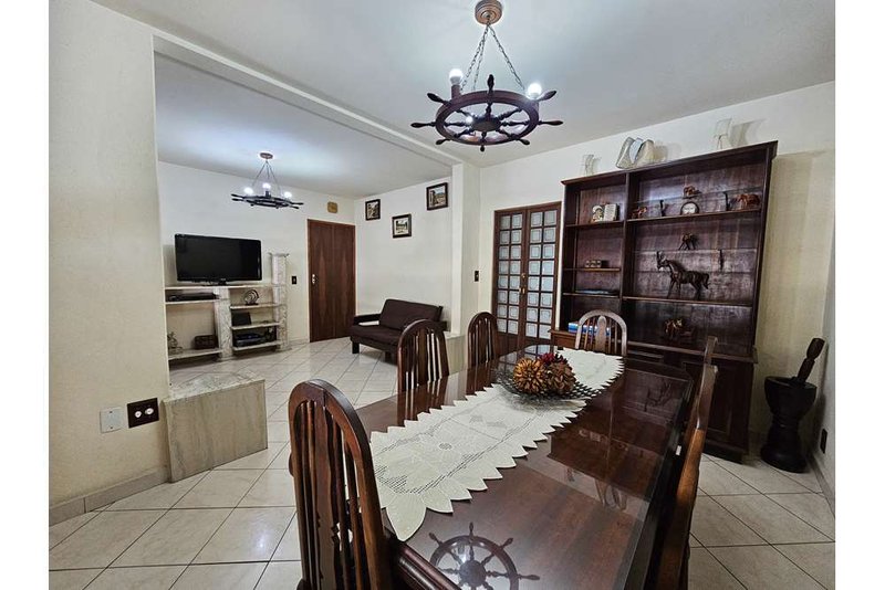 Casa a venda - Vila Guarani - 3 dormitórios 150m² Abraão Miguel do Carmo São Paulo - 