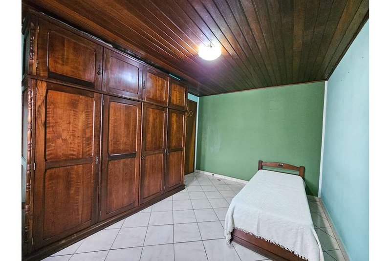 Casa a venda - Vila Guarani - 3 dormitórios 150m² Abraão Miguel do Carmo São Paulo - 